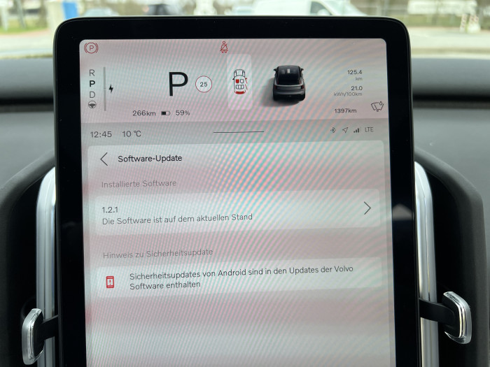 Das Infotainmentsystem des EX30 basiert auf Googles Android Automotive. (Foto: Dirk Kunde)