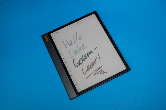 Das Boox Bote Air 3 C ist ein E-Ink-Tablet mit Farbdisplay. (Bild: Tobias Költzsch/Golem.de)