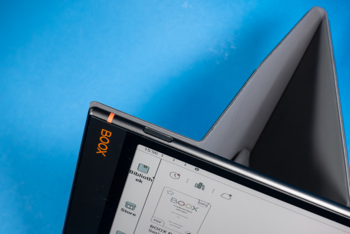 Der Ein-Schalter hat einen eingebauten Fingerabdrucksensor. (Bild: Tobias Költzsch/Golem.de)