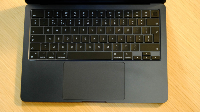 Macbook Air 13 M3 (Bild: Oliver Nickel/Golem.de)