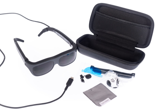 Der Lieferumfang umfasst auch eine robuste Tasche. (Bild: Martin Wolf/Golem.de)