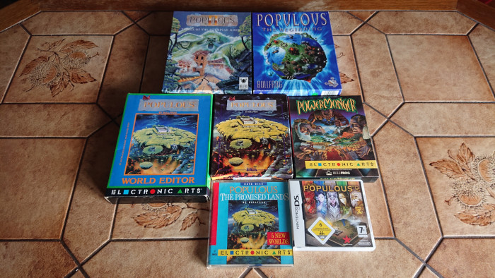 Fast die gesamte Populous-Familie auf einen Blick: Neben den drei Hauptteilen gab es noch ein Add-on, einen Leveleditor, ein viel später erschienenes Remake für den Nintendo DS sowie den deutlich anspruchsvolleren Ableger Powermonger. In Letzterem schlüpfte man statt in die Rolle eines allmächtigen Gottes in die eines gewöhnlichen Herrschers. (Bild: Bullfrog/Medienagentur plassma)