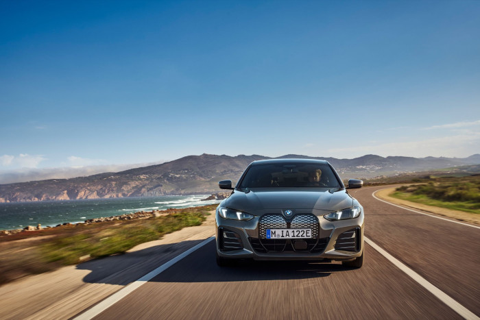 BMW i4 eDrive 40 (Bild BMW)