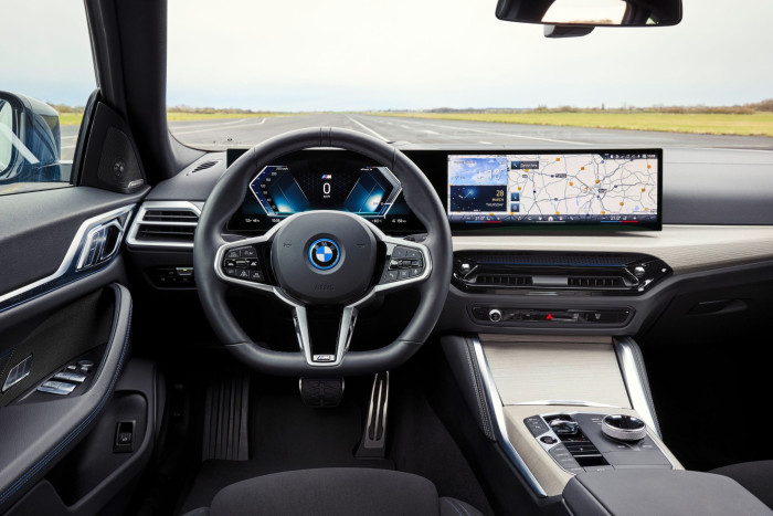 BMW i4 eDrive 40 (Bild BMW)