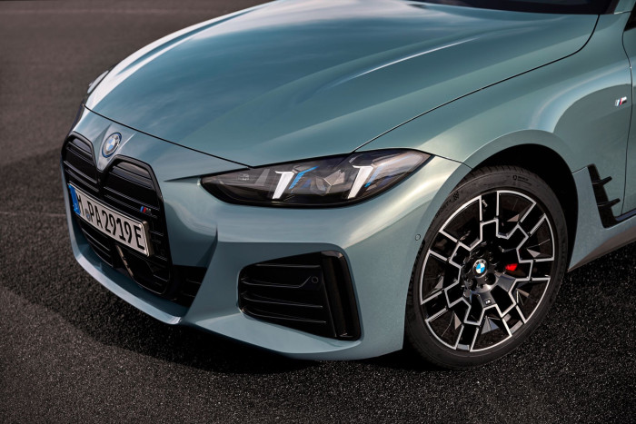 BMW i4 M50 xDrive (Bild: BMW)