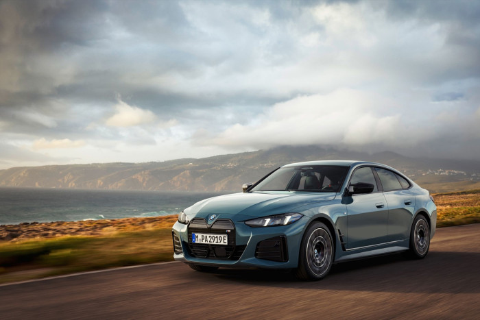 BMW i4 M50 xDrive (Bild: BMW)