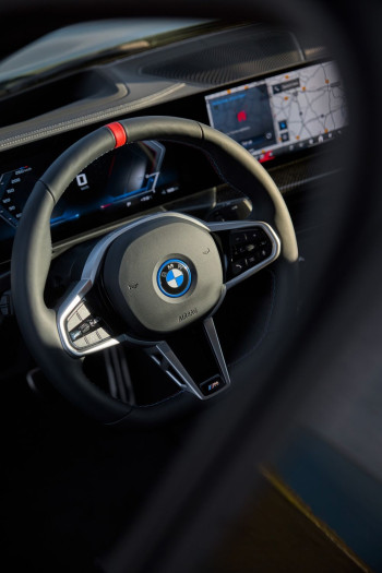BMW i4 M50 xDrive (Bild: BMW)