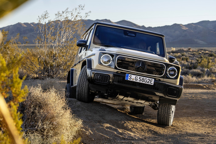 Der G 580 ist wegen des Einzelradantriebs noch geländegängiger als die Verbrenner. (Foto: Mercedes-Benz)