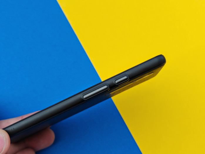 Die Lautstärkewippe lässt sich ebenfalls für jede App einzeln einstellen und beispielsweise zum Scrollen verwenden. (Bild: Tobias Költzsch/Golem.de)