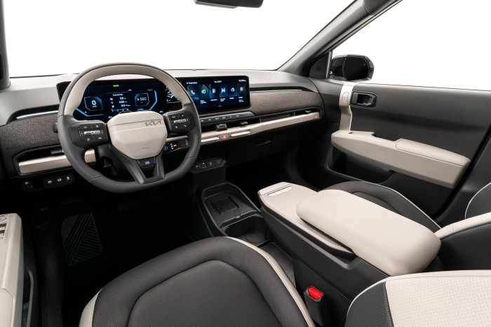 Kia hat beim EV3 das Bedienkonzept komplett vom EV9 übernommen. (Foto: Kia)