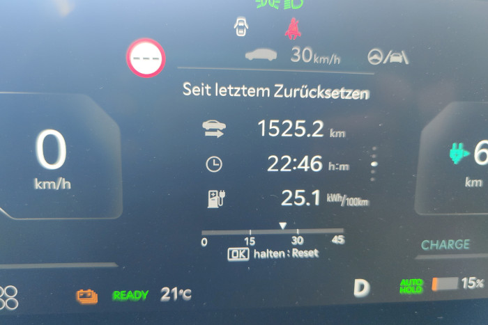 Der Verbrauch war auf der Testfahrt mit durchschnittlich 25,1 kWh pro 100 km recht hoch. (Foto: Friedhelm Greis/Golem.de)
