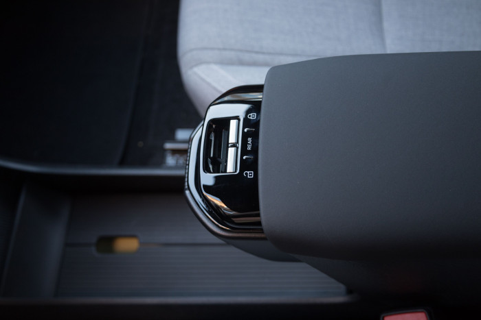 Die Mittelkonsole (Bild: Werner Pluta/Golem.de)