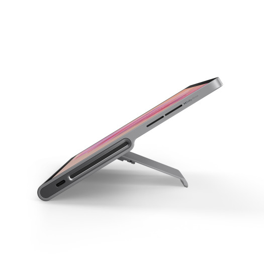 Das Lenovo Tab Plus kann in verschiedenen Winkeln aufgestellt werden. (Bild: Lenovo)