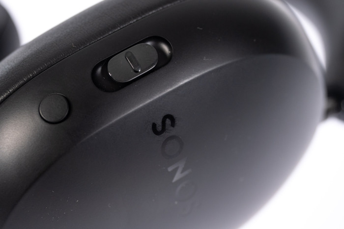 ... aber die unnötigen Betätigungstöne stören. (Bild: Martin Wolf/Golem.de)