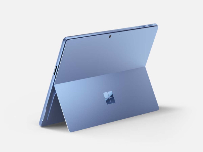 Surface Pro mit Snapdragon X Elite (Bild: Microsoft)