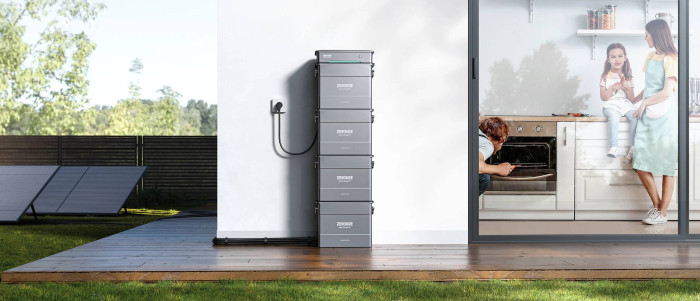 Der Solarflow Hyper mit vier Akkus (Bild: Zendure)