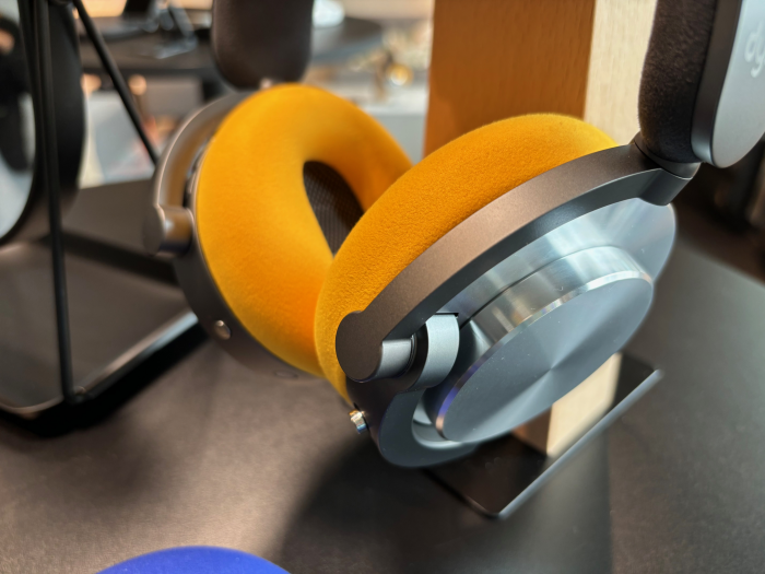 Dysons ANC-Kopfhörer Ontrac (Bild: Peter Steinlechner/Golem.de)