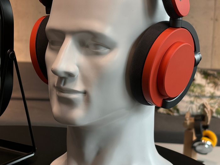 Dysons ANC-Kopfhörer Ontrac (Bild: Peter Steinlechner/Golem.de)