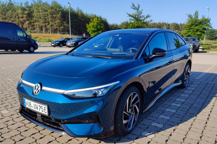 Der ID.7 ist das vollelektrische Pendant zum VW-Erfolgsmodell Passat. (Foto: Martin Wolf/Golem.de)