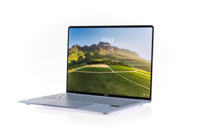 Das 3,1K-OLED-Display ist eines der Highlights des Matebook X Pro 2024. (Quelle: Martin Wolf/Golem.de)
