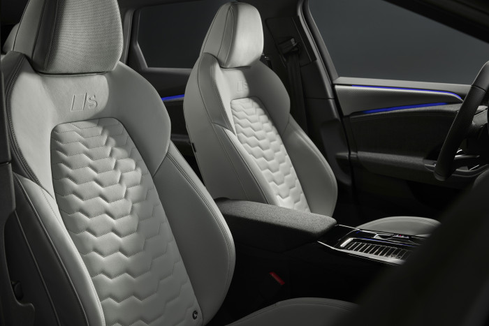 Neben den Ledersitzen gibt es eine komplett lederfreie Innenausstattung im Konfigurationsmenü. (Foto: Audi)