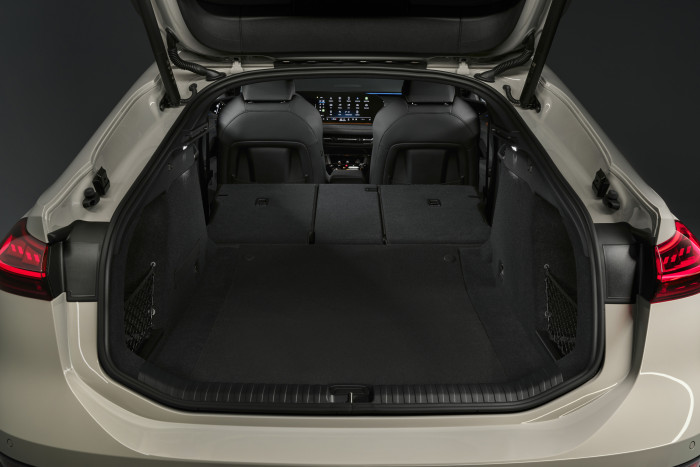 Der Kofferraum fasst in beiden Varianten 502 Liter. (Foto: Audi)