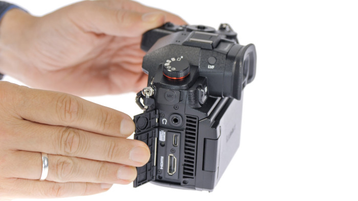 Die Anschlüsse der GH7 (Bild: Martin Wolf/Golem.de)