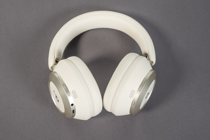 Ankers Soundcore Space One Pro im Test (Bild: Martin Wolf/Golem.de)