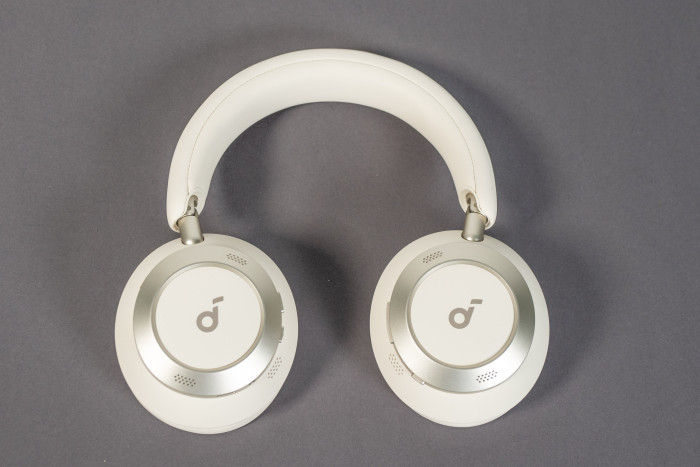 Ankers Soundcore Space One Pro im Test (Bild: Martin Wolf/Golem.de)