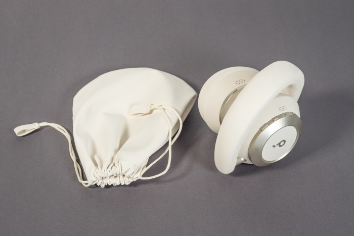 Im Beutel ist der Space One Pro kaum vor Beschädigungen geschützt. (Bild: Martin Wolf/Golem.de)