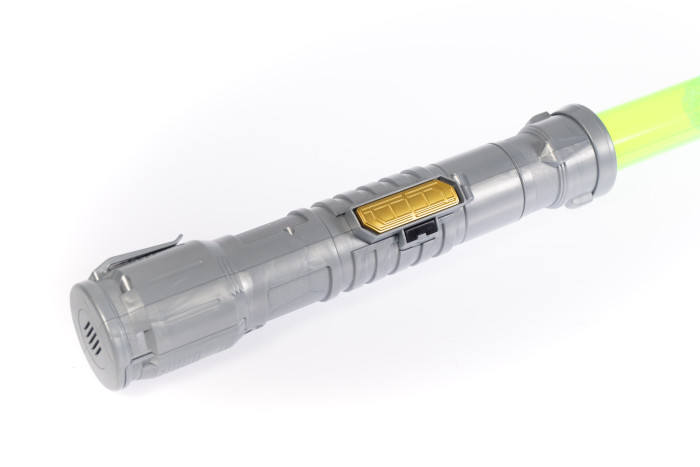 Der Griff des Power Saber sieht aufgrund fehlender Star-Wars-Lizenzen generisch aus. (Bild: Martin Wolf/Golem.de)