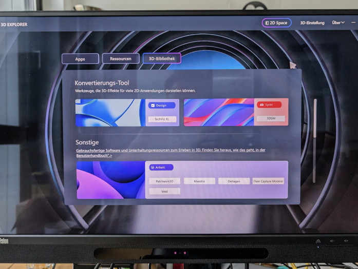 In der App gelangen wir zu weiteren Produkten, die nicht Teil der Software sind. (Bild: Oliver Nickel/Golem.de)