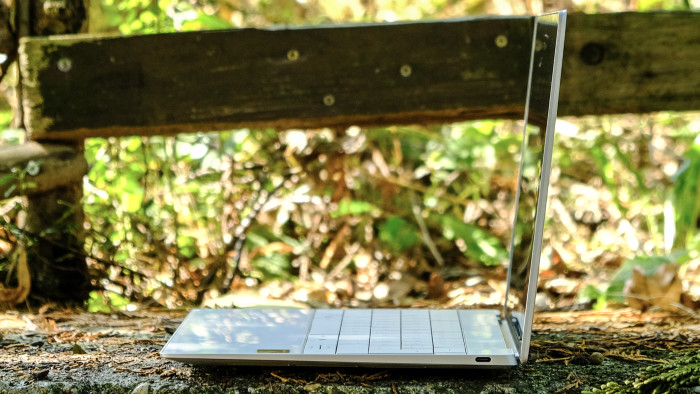 Dell XPS 13 9345 (Bild: Oliver Nickel/Golem.de)