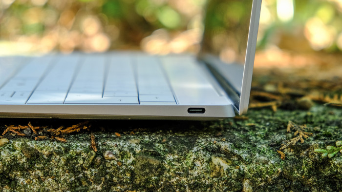 Dell XPS 13 9345 (Bild: Oliver Nickel/Golem.de)