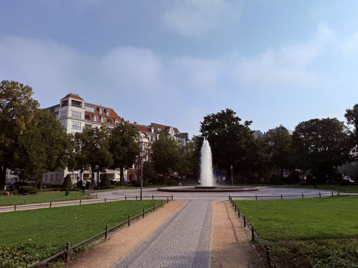 Zur Auswahl stehen verschiedene Stile mit unterschiedlicher Farb- und Kontrastwiedergabe. (Bild: Tobias Költzsch/Golem.de)