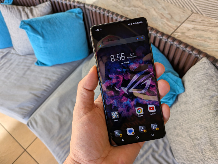Das ROG Phone 9 von Asus soll im November 2024 erscheinen. (Bild: Tobias Költzsch/Golem.de)