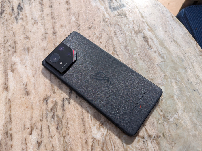 Das ROG Phone 9 (Bild: Tobias Költzsch/Golem.de)