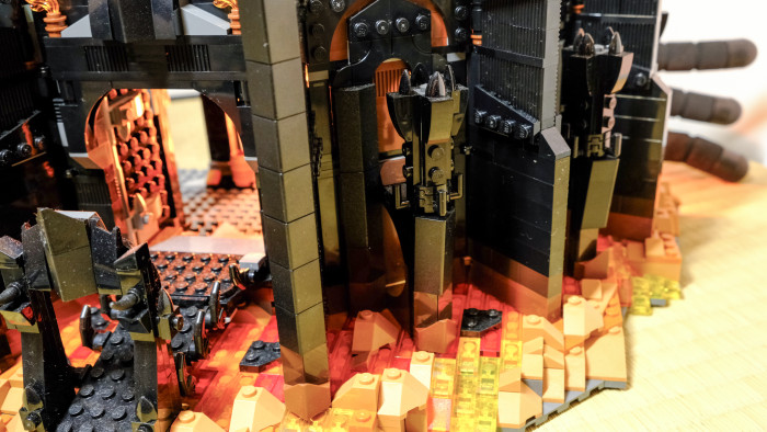 Lego Barad-Dur 10333 (Bild: Oliver Nickel/Golem.de)
