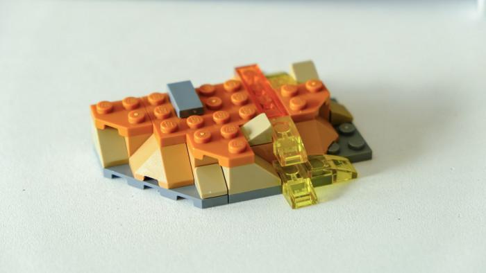 Lego Barad-Dur 10333 im Aufbau (Bild: Oliver Nickel/Golem.de)