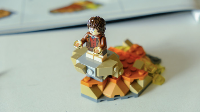 Lego Barad-Dur 10333 im Aufbau (Bild: Oliver Nickel/Golem.de)