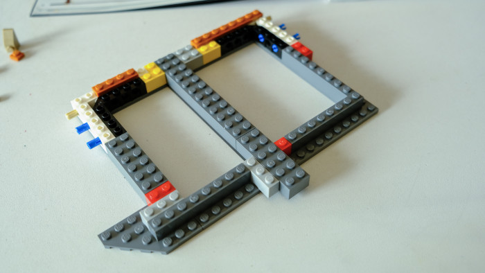 Lego Barad-Dur 10333 im Aufbau (Bild: Oliver Nickel/Golem.de)