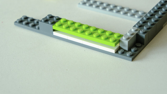 Lego Barad-Dur 10333 im Aufbau (Bild: Oliver Nickel/Golem.de)