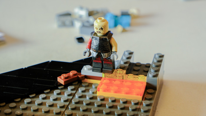 Lego Barad-Dur 10333 im Aufbau (Bild: Oliver Nickel/Golem.de)