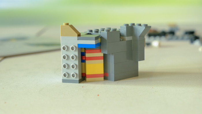 Lego Barad-Dur 10333 im Aufbau (Bild: Oliver Nickel/Golem.de)