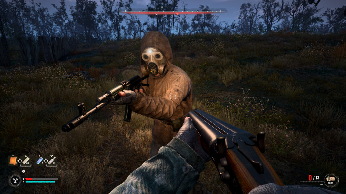 Ein feindlicher Stalker mit Waffe im Anschlag (Bild: GSC Game World / Screenshot: Golem.de)
