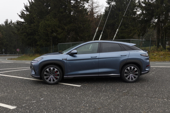 ... ist ein SUV-Coupé, das in der Oberklasse angesiedelt ist. (Bild: Werner Pluta/Golem.de)