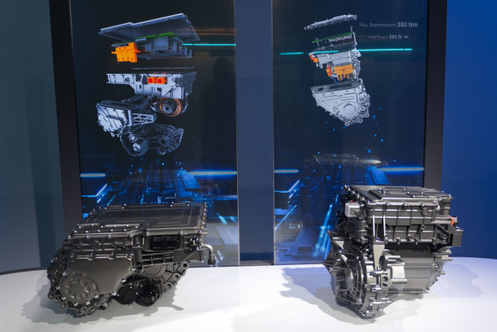 Die beiden Motoren (Bild: Werner Pluta/Golem.de)