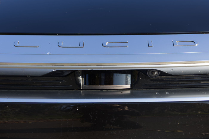 Kamera und Sensoren an der Front (Bild: Werner Pluta/Golem.de)