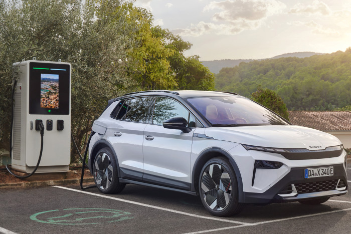 Der Elroq lädt mit dem großen Akku mit bis zu 175 Kilowatt.  (Foto: Skoda)