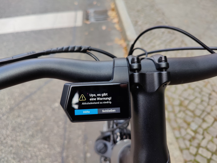 Auch wenn der Akku leer ist, geht das Licht noch. (Bild: MartinWolf/Golem.de)